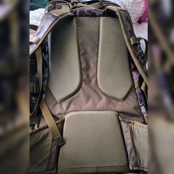 Slumberjack Carbine 2500 Tactical Camouflage Backpack - Picture 5 of 10